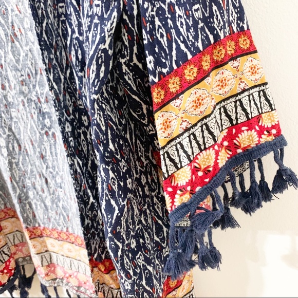 Unbranded Boho Style Three Quarter Sleeve Open Front Kimono Tassel Fringe Light - Picture 5 of 12